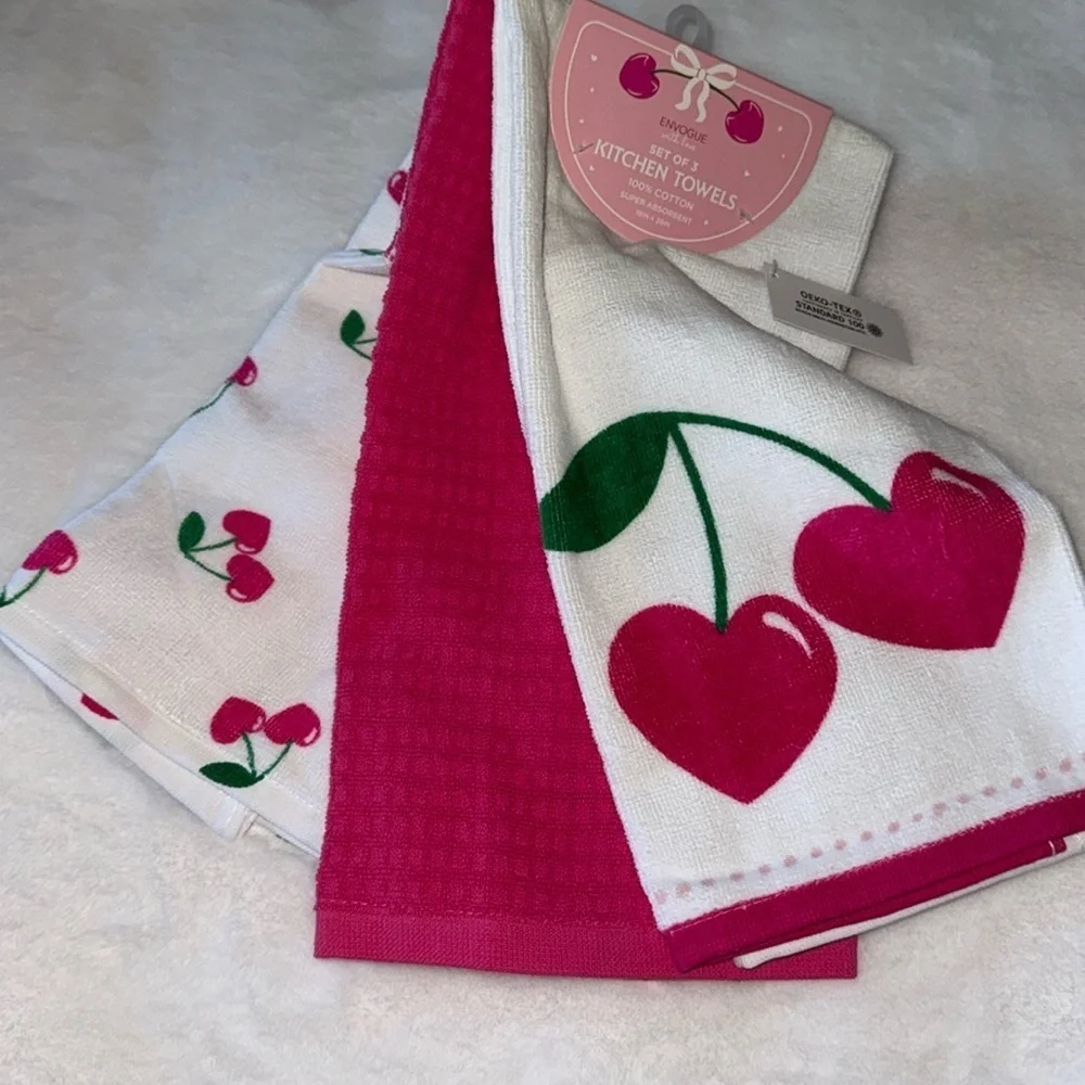 ENVOGUE Valentines Day Set of 3 100% Cotton Kitchen Towels New